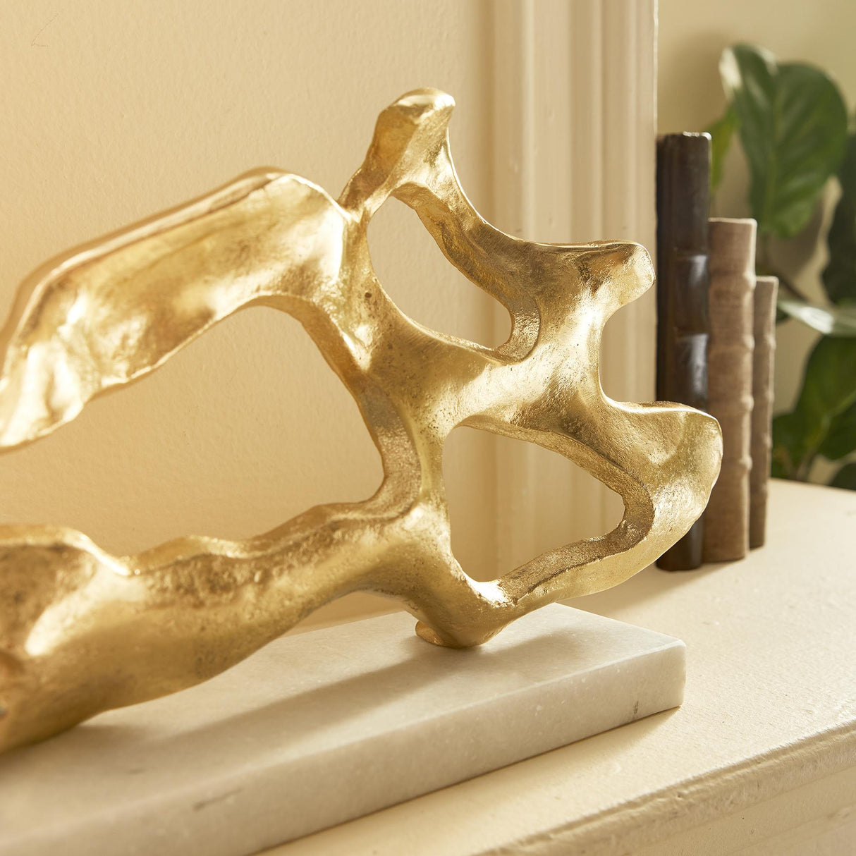Napa Gold/White Marble COHEN SCULPTURE