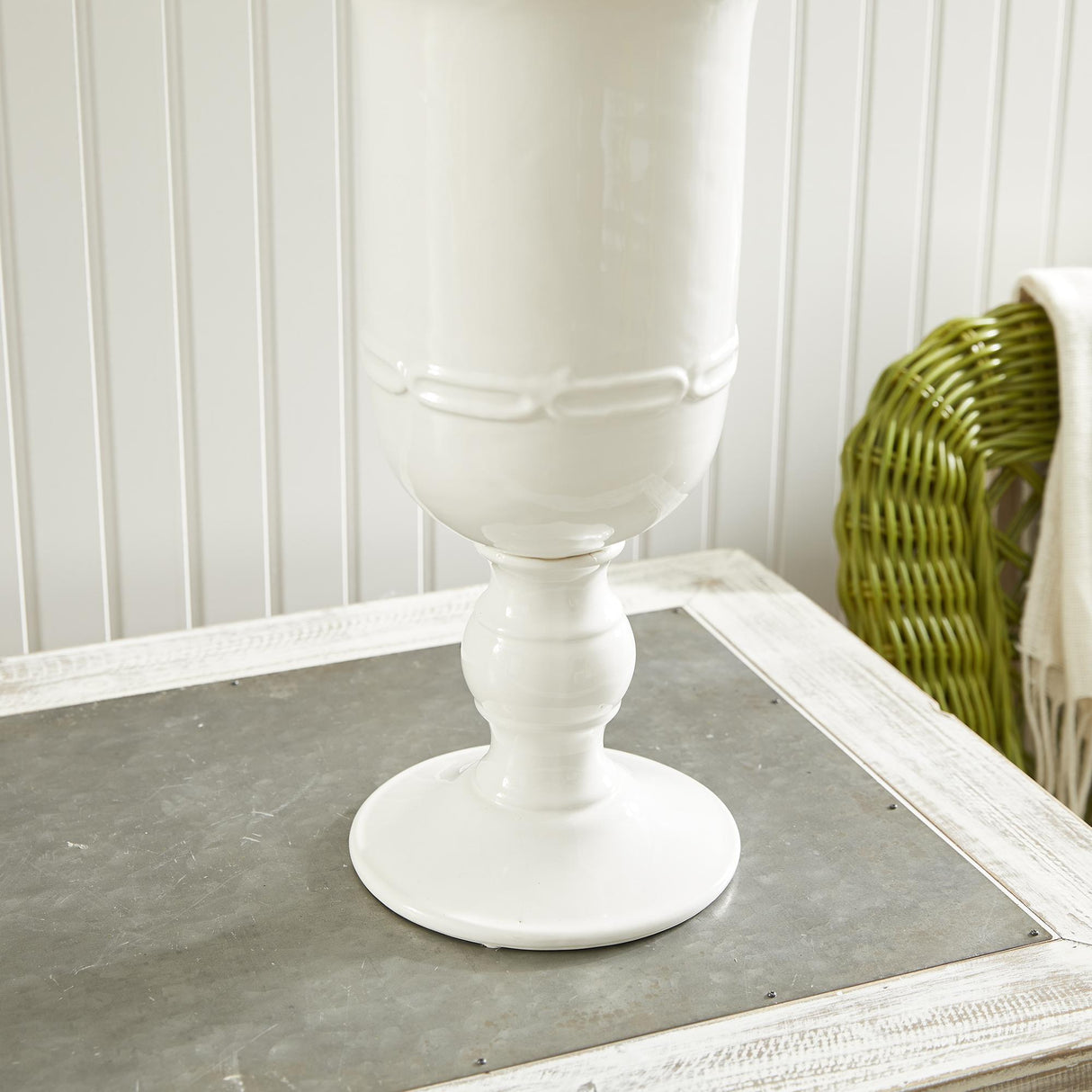 Napa Classic White MIRABELLE PETITE PEDESTAL URN SMALL