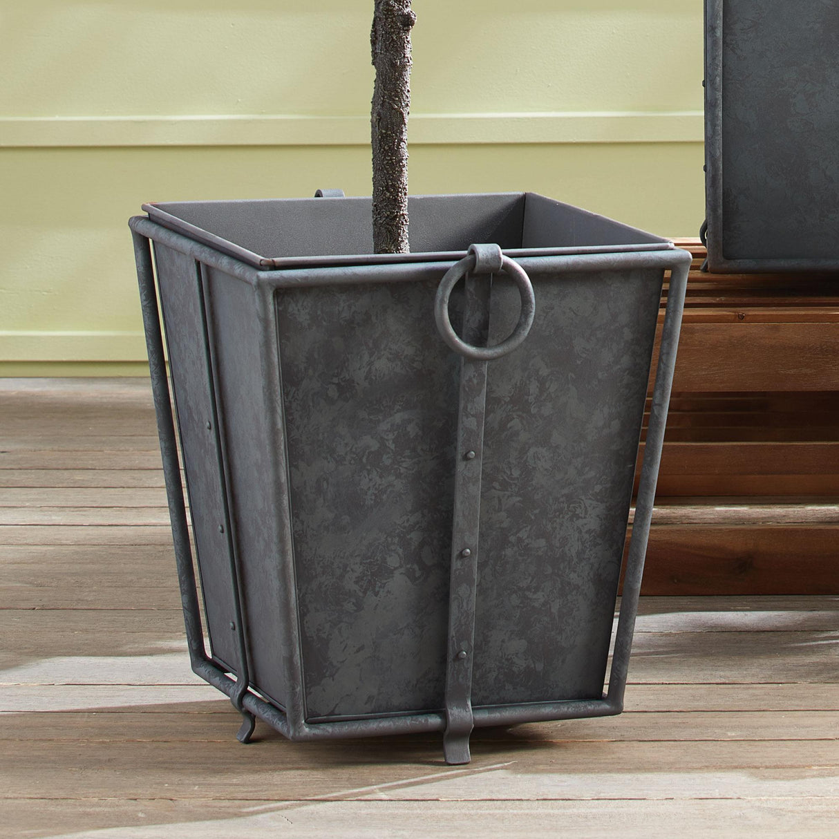 Napa Antique Gray CALLAHAN TAPERED PLANTER SMALL
