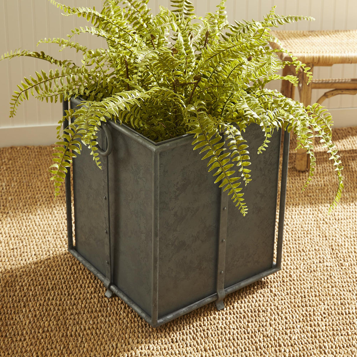 Napa Antique Gray CALLAHAN SQUARE PLANTER