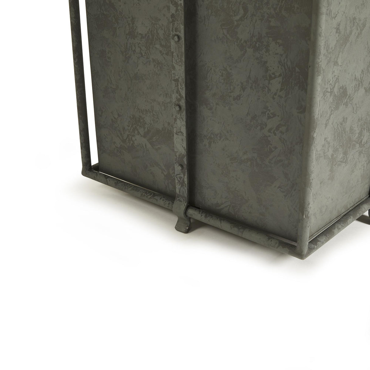 Napa Antique Gray CALLAHAN SQUARE PLANTER