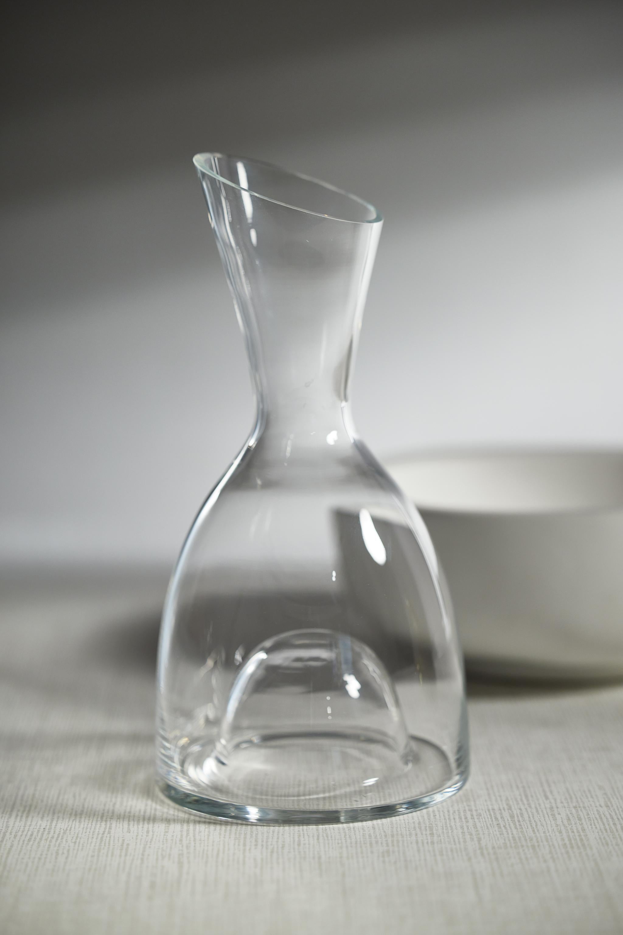 Zodax Pinot Hand Made Glass Wine Decanter – DecoratorsBest