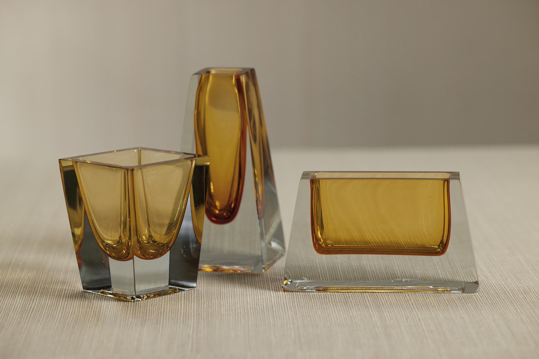 Corinthia Vase Square - Thumbnail 2