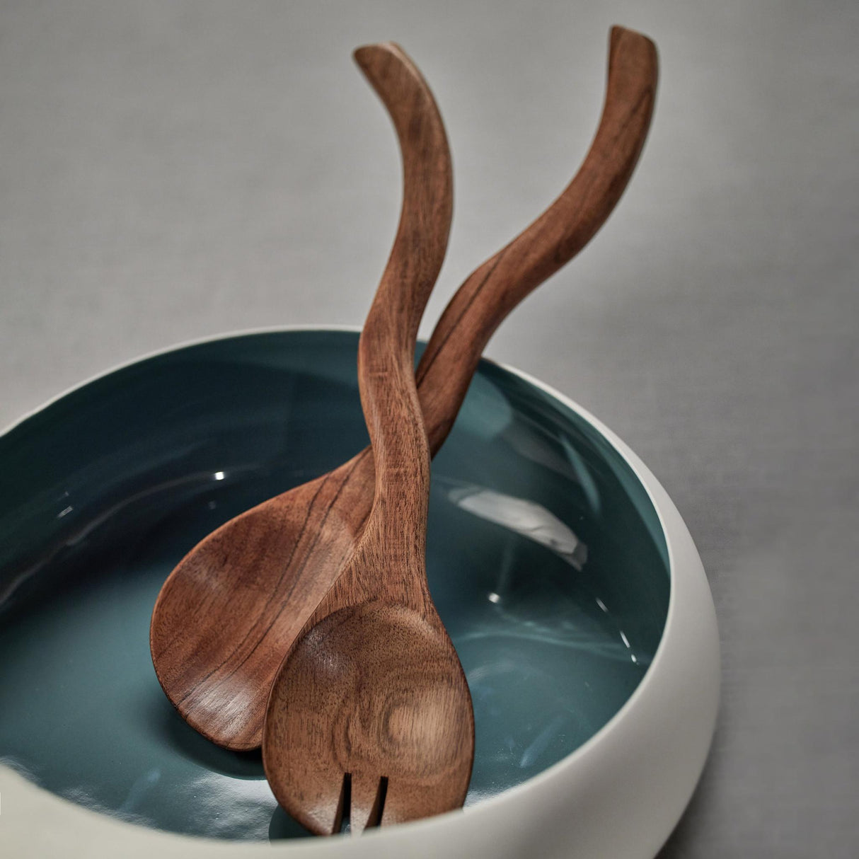 Zodax Ramona Mango Wood Curvy Sever set