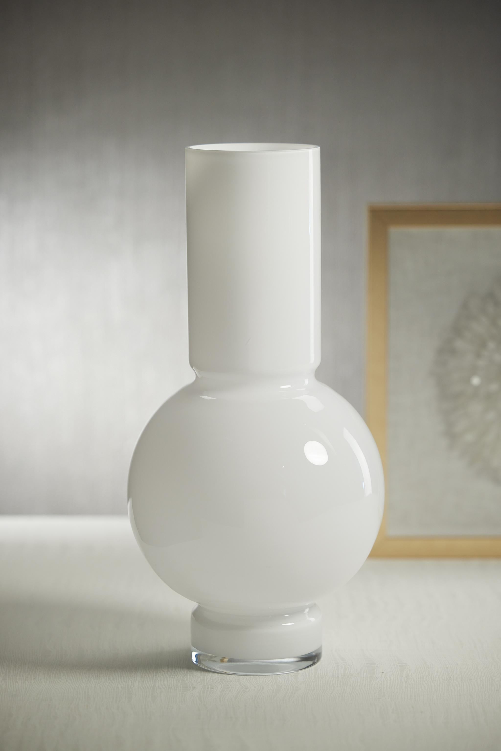 Zodax Chaumont Vase - Thumbnail 2