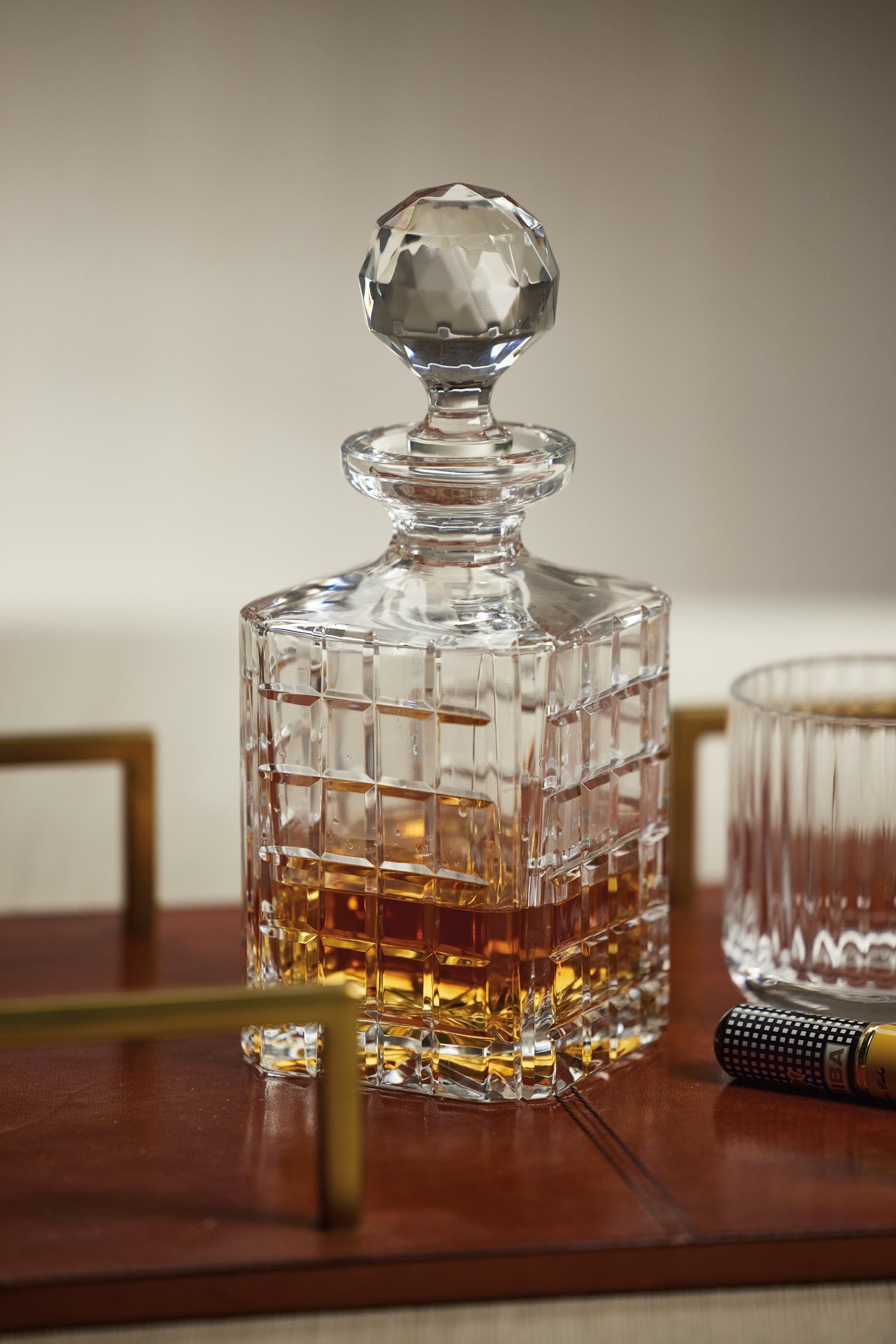 Zodax Ezekiel Decanter - Thumbnail 2