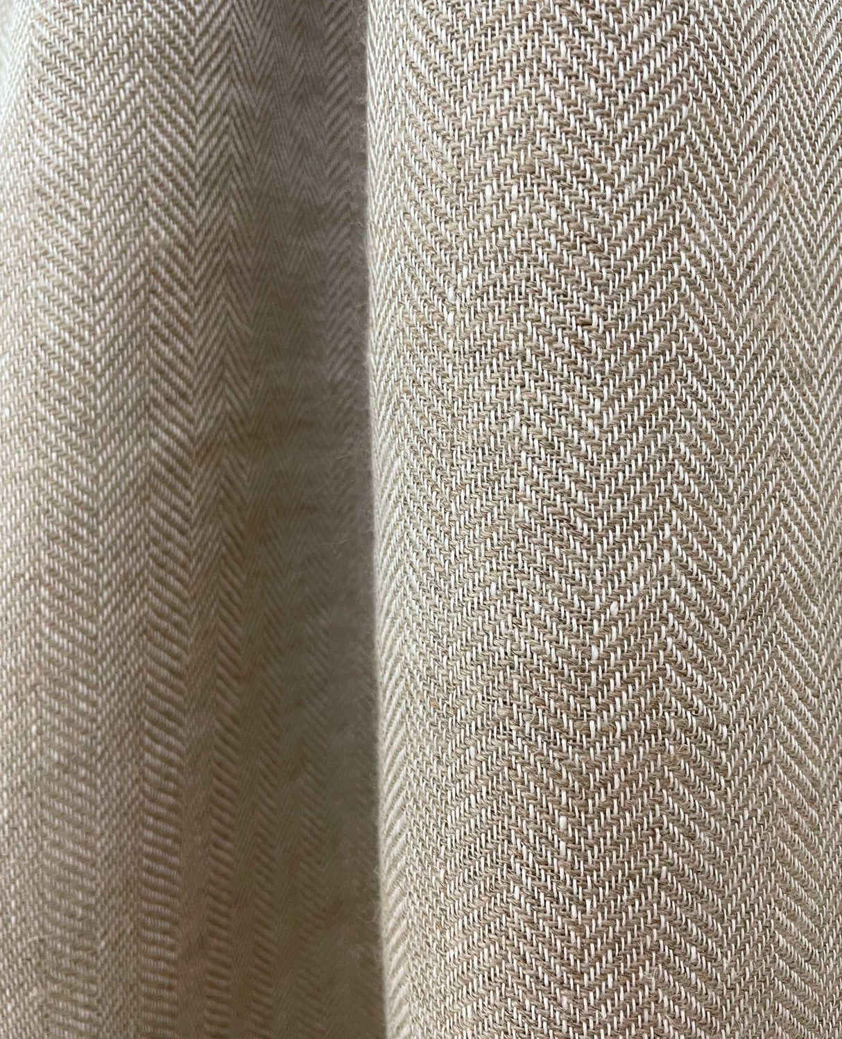 Gaston Y Daniela ELBRUS NATURAL Drapery Fabric