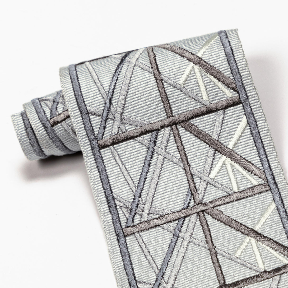 Lee Jofa SIMPATICO TAPE NICKEL Trim