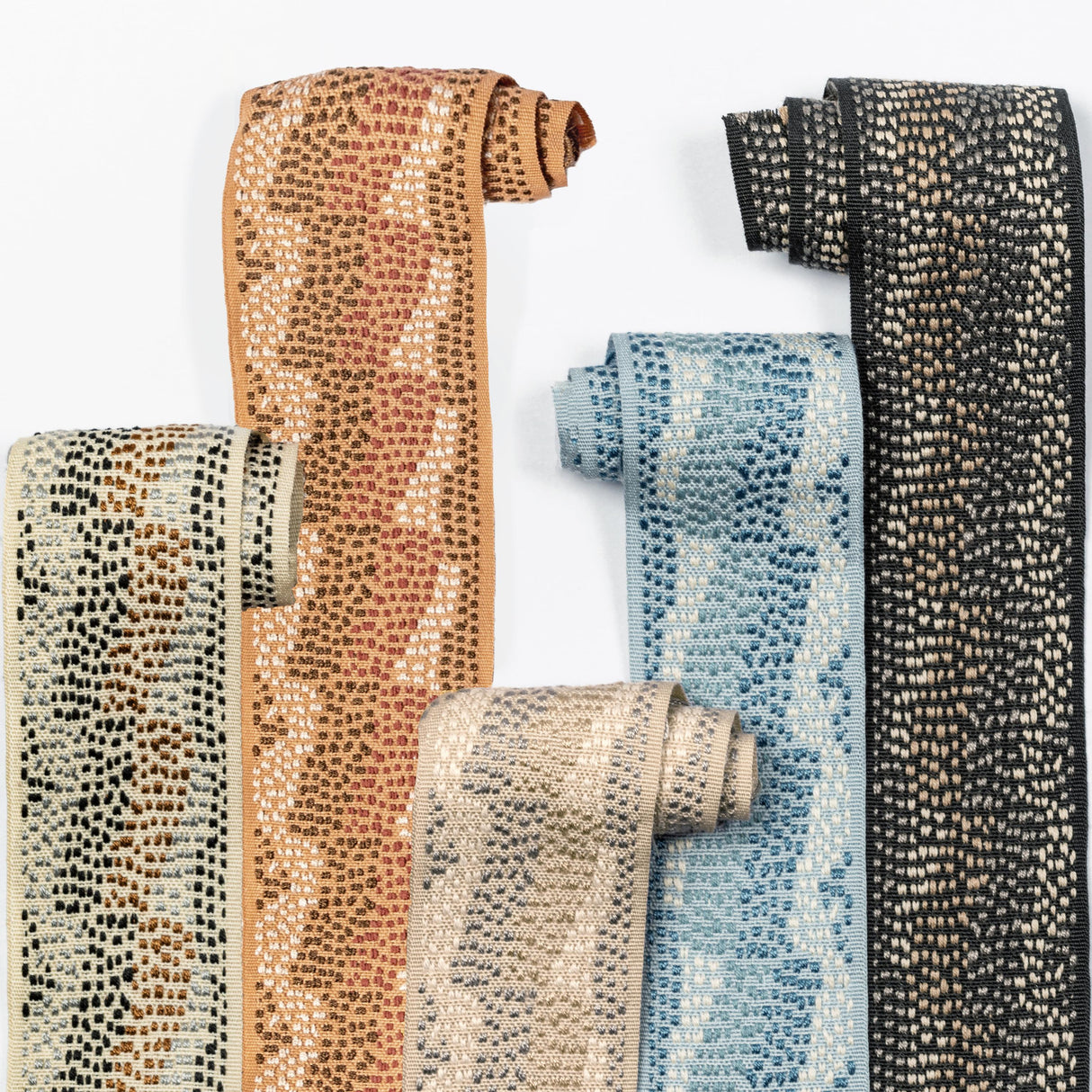 Lee Jofa SURGE TAPE OATMEAL Trim