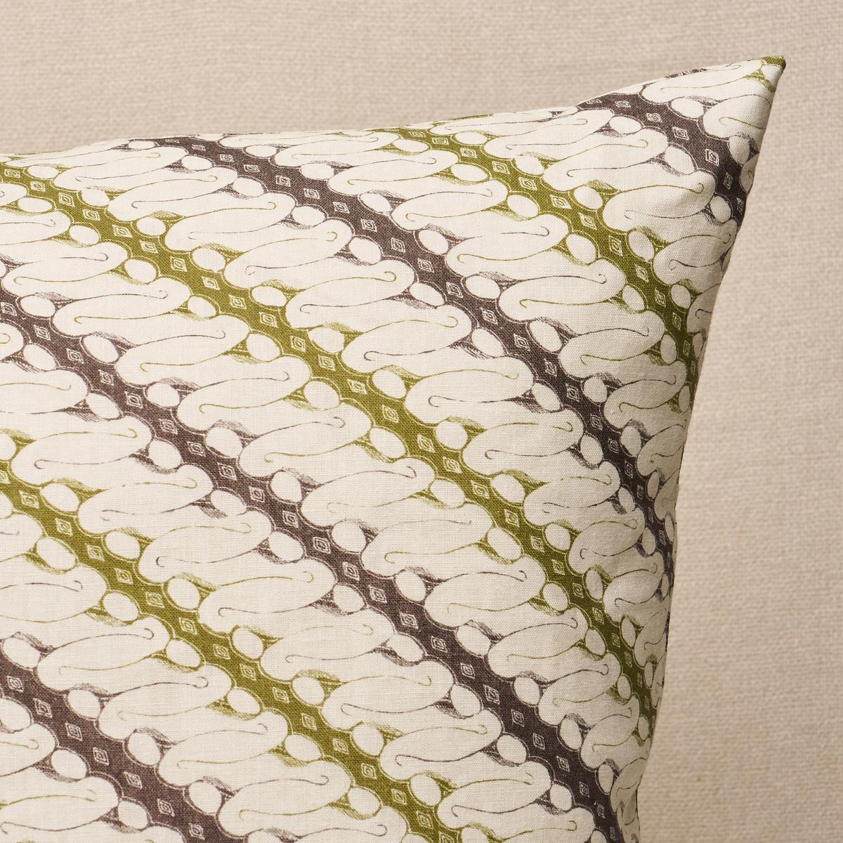 Schumacher Green 22" x 22" Ronnie Pillow