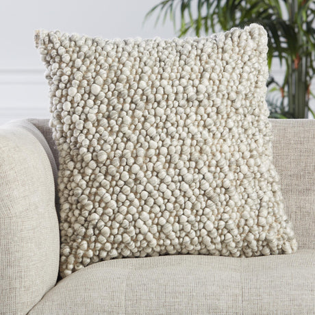 Jaipur Living Angora Kaz Textured Light Gray / Ivory 22" x 22" Pillow