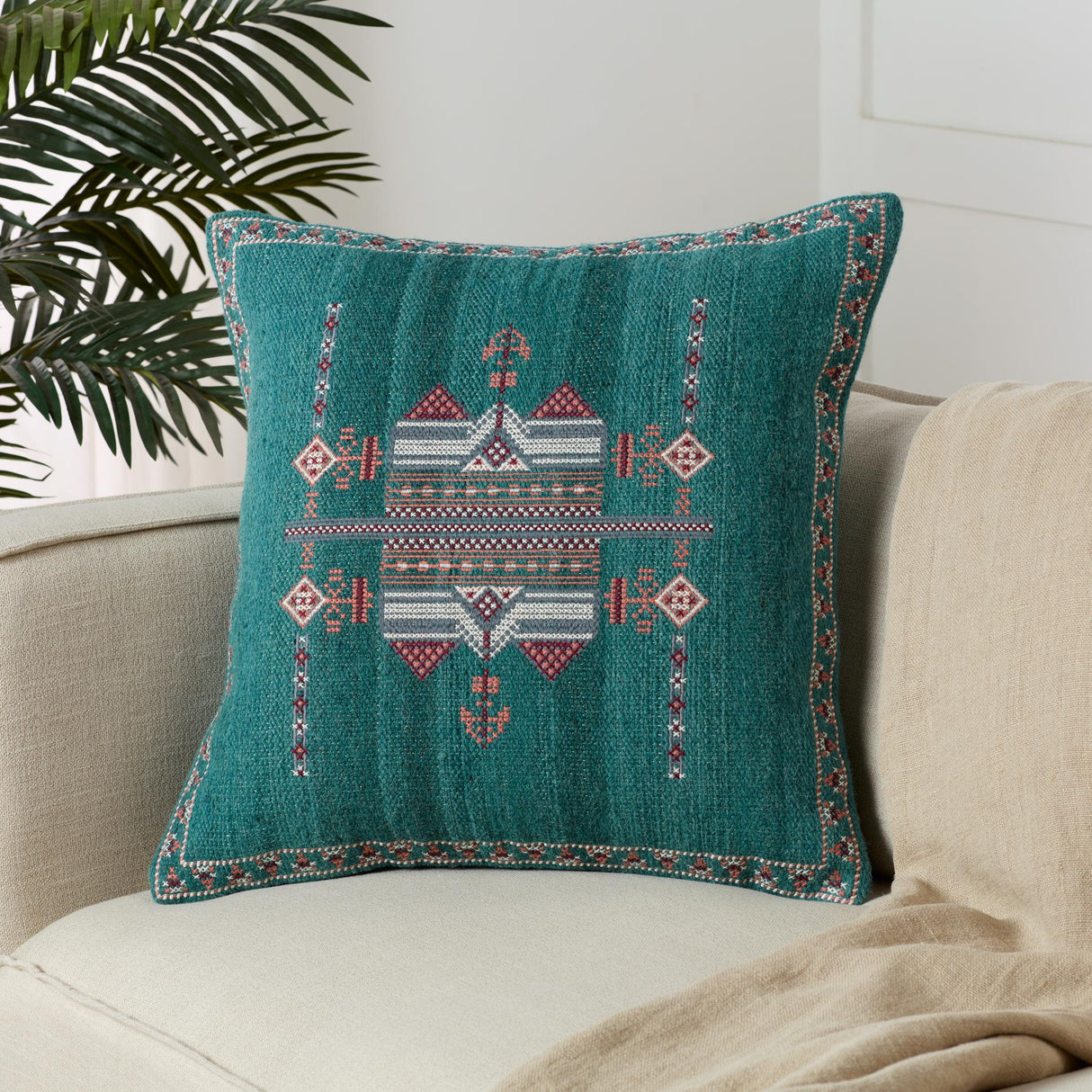 Jaipur Living Puebla Zaida Tribal Teal / Terracotta 24" x 24" Pillow