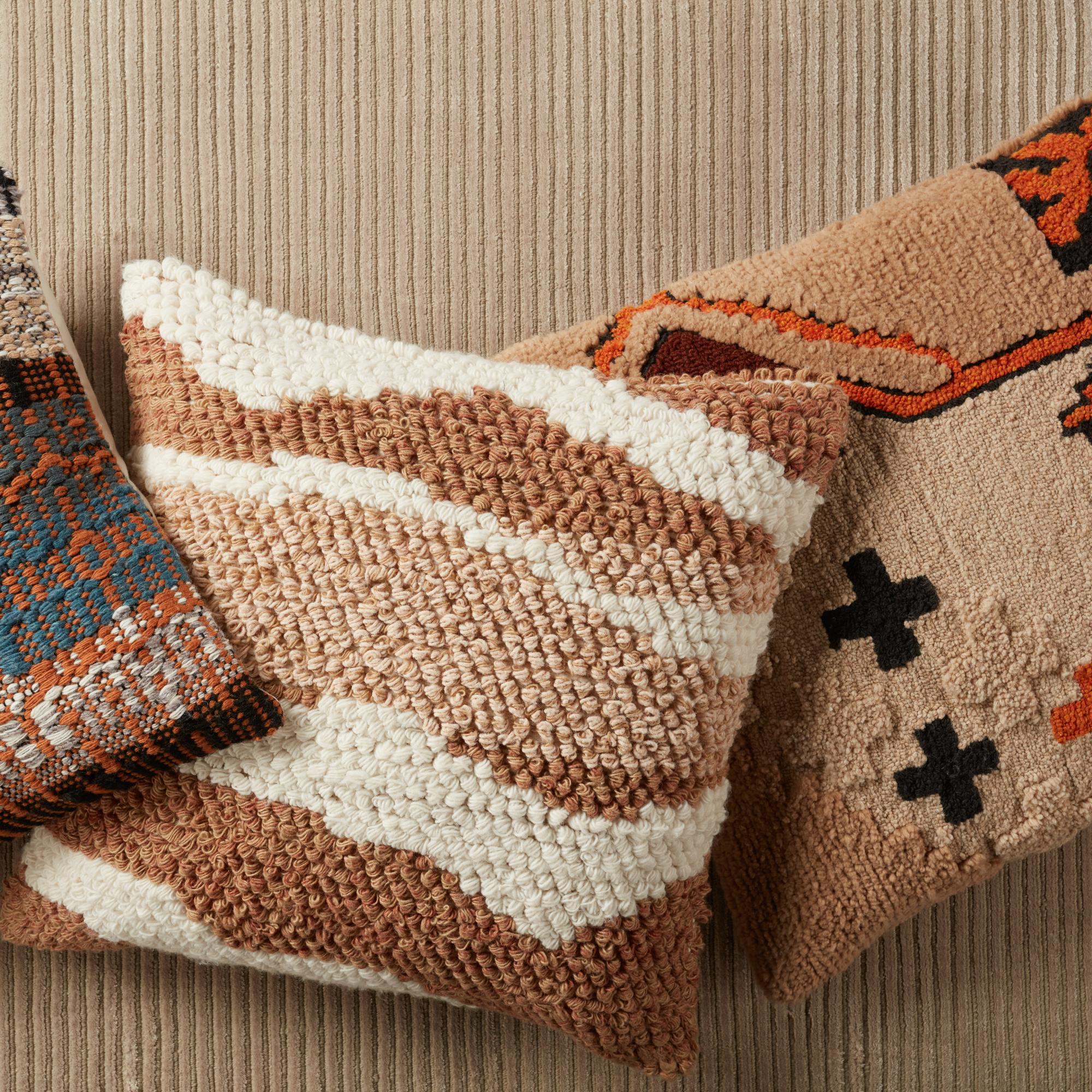 Jaipur Living Nazka Hasani Pillow - Thumbnail 2