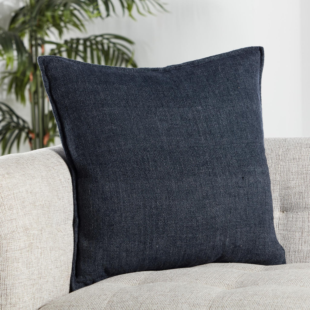 Jaipur Living Burbank Blanche Solid Dark Blue 22" x 22" Pillow