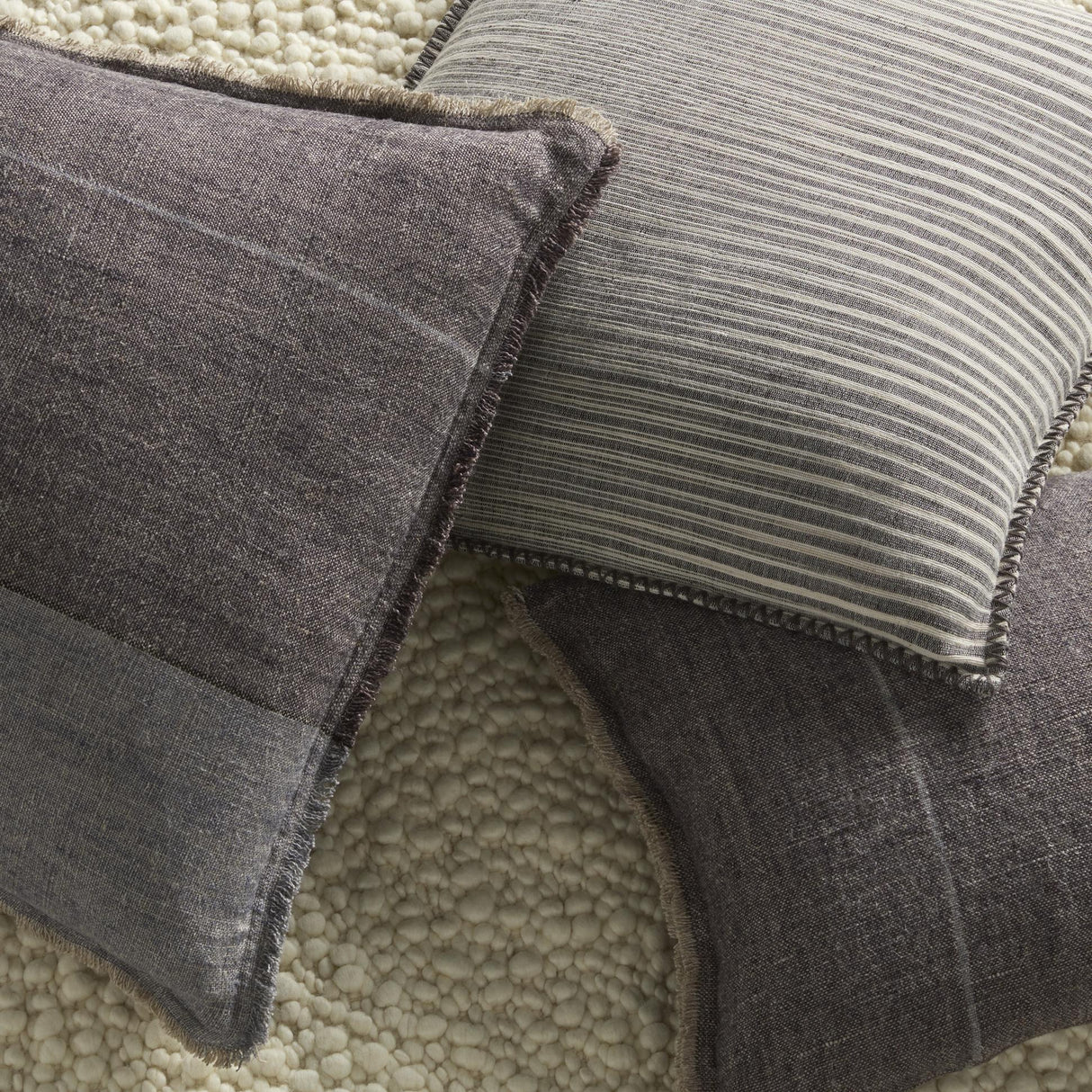 Jaipur Living Tanzy Cadell Stripes Gray / Cream 24" x 24" Pillow
