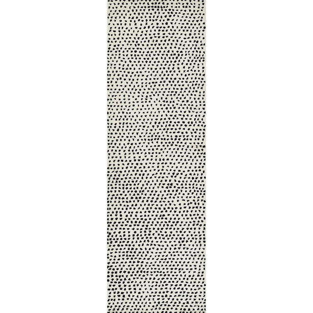 Tempaper Speckle Pepper 2'3" x 8' Wool Runner Rug