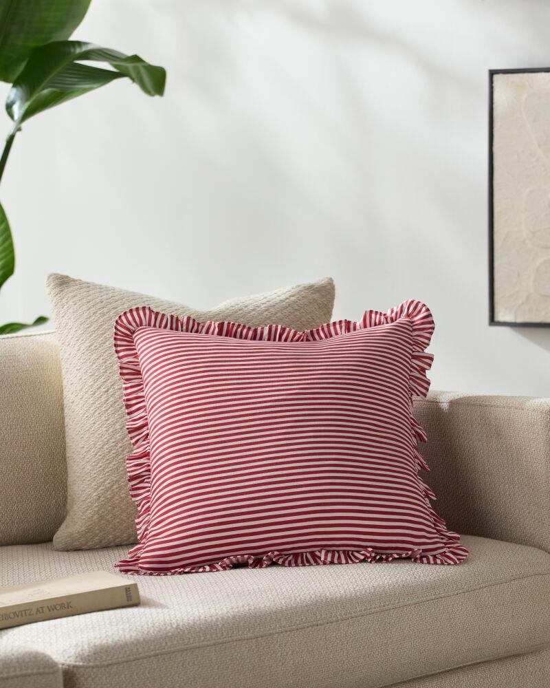 Surya Augusta AGU-002 18"H x 18"W Pillow Kit