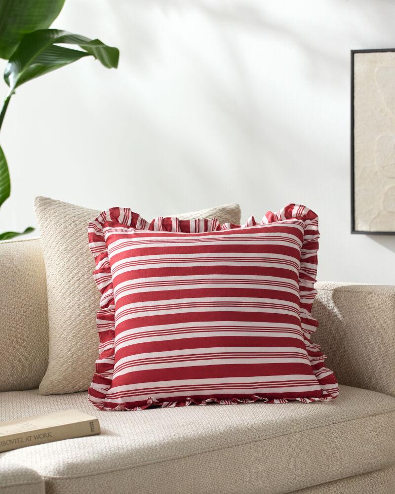 Livabliss Augusta AGU-003 18"L x 18"W Pillow