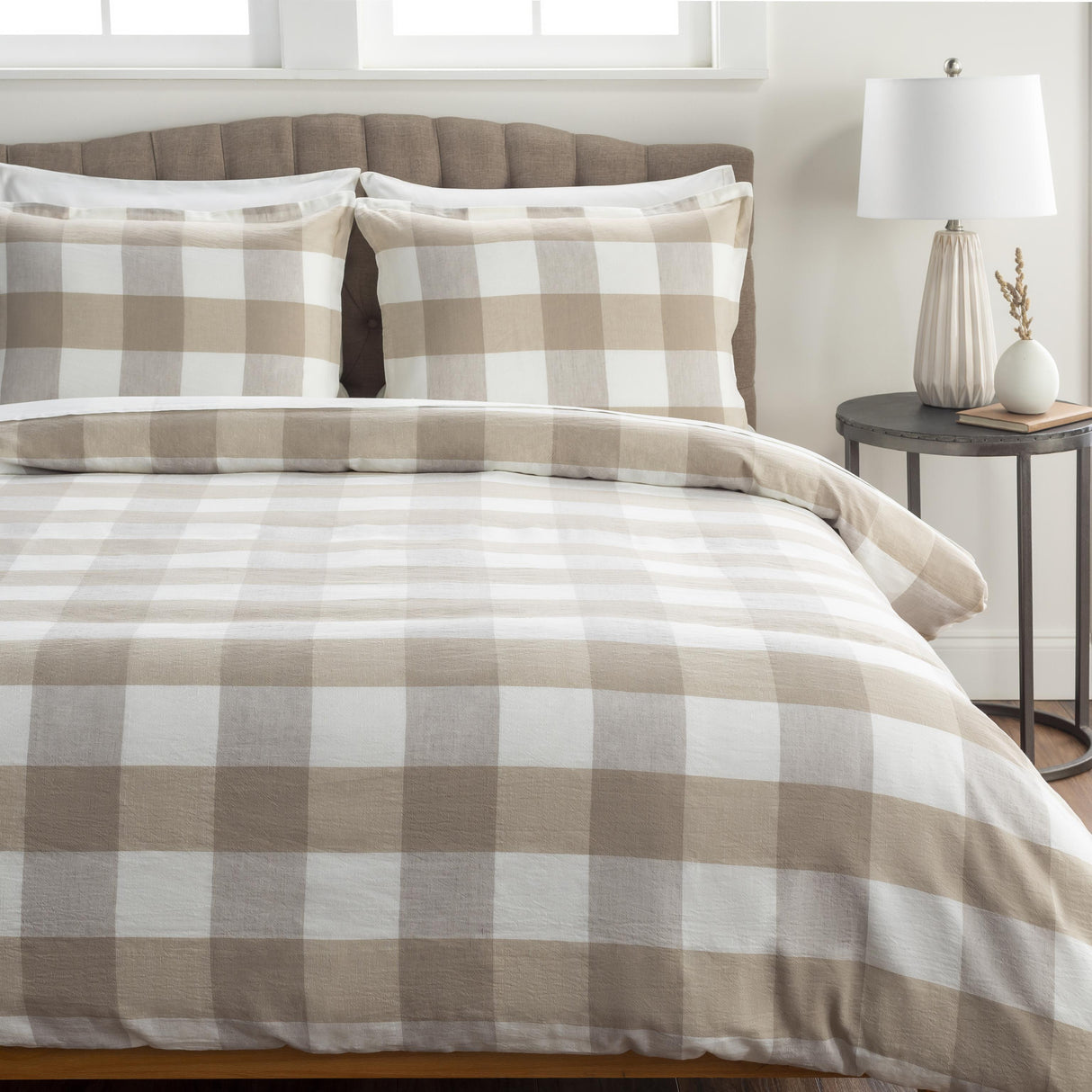 Surya Dakota DOK-2000 26"H x 26"W Bedding