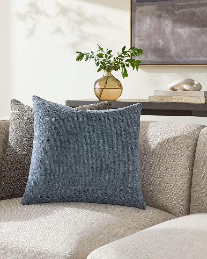 Surya Kamaili KMI-014 22"L x 22"W Pillow