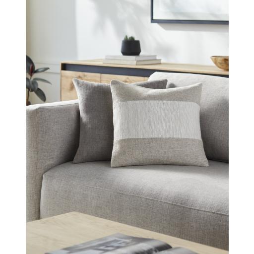 Surya Loomed Luxe LOX-002 22"H x 22"W Pillow Kit