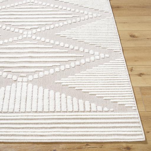 Surya Lyna LYA-2340 5' x 7'2" Rug