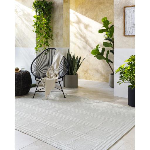 Surya Sandra SDR-2301 6'7" x 9' Rug