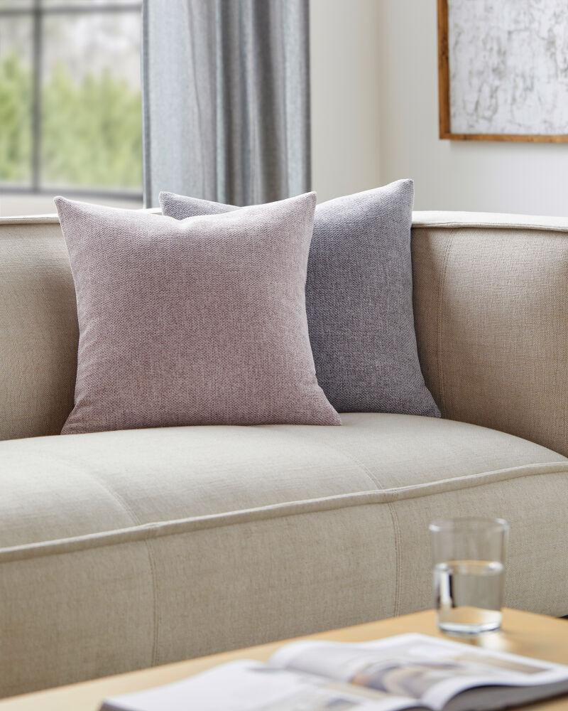 Livabliss Sajani SJN-005 22"L x 22"W Pillow