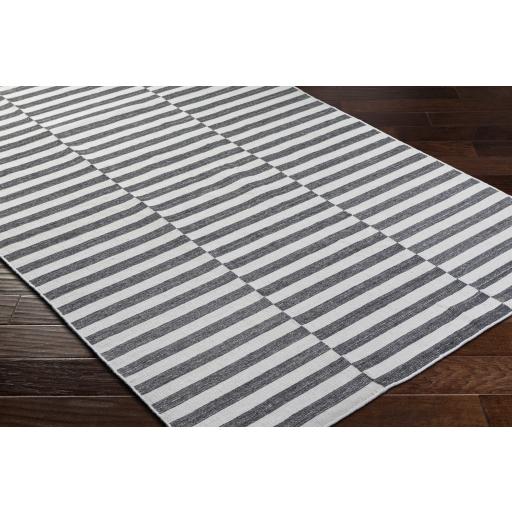 Surya Sonia SNI-2300 5' x 7'6" Rug