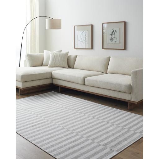 Surya Sonia SNI-2303 5' x 7'6" Rug