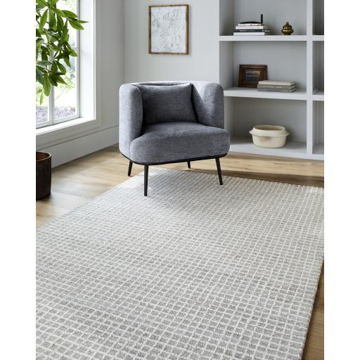 Surya Andreas VVAN-2302 5' x 7'6" Rug