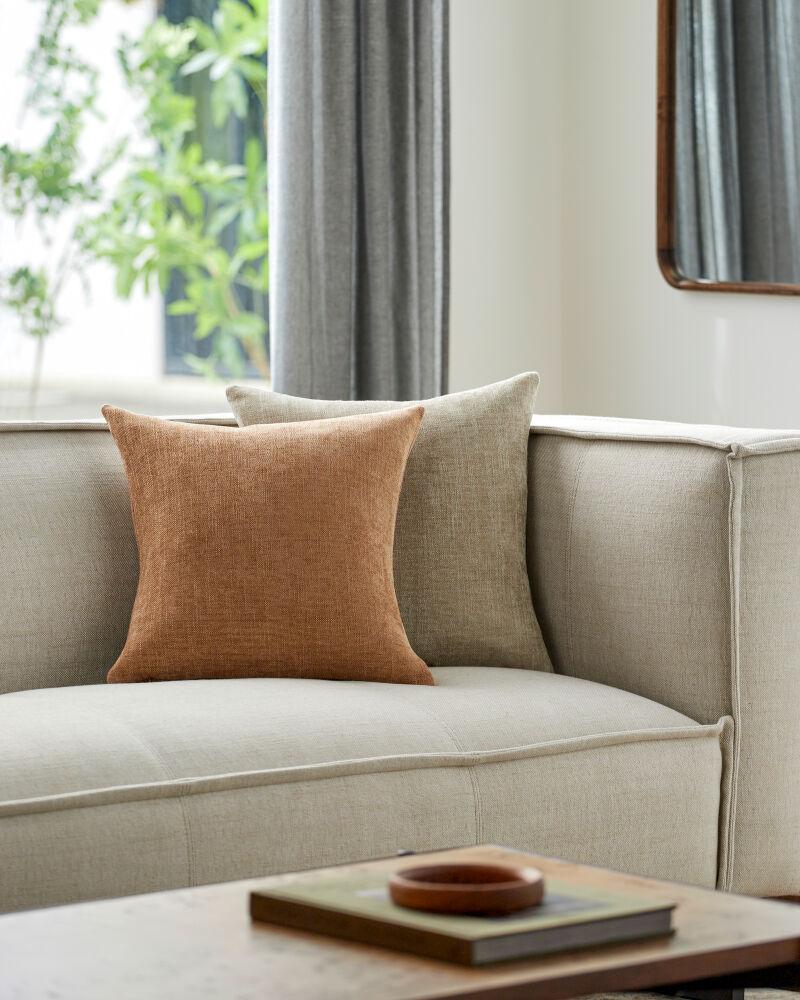 Surya Zunaira ZNR-003 18"H x 18"W Pillow Kit