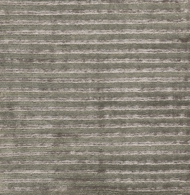 Surya Mugal IN-8256 2' x 3' Rug