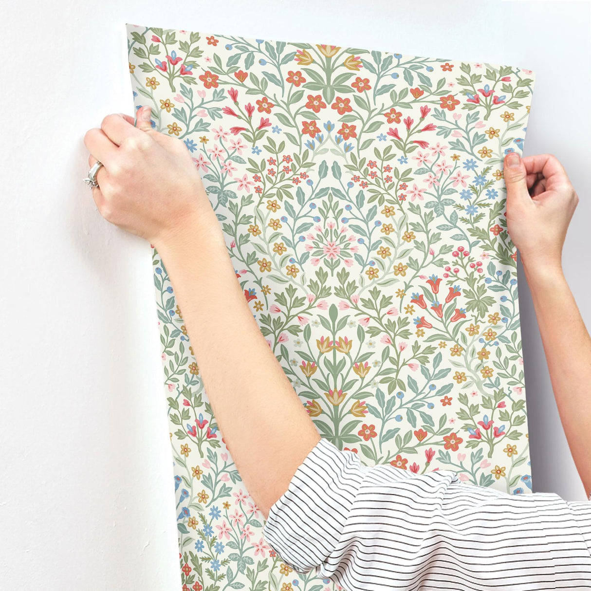 Magnolia Home Garden Terrace White Wallpaper