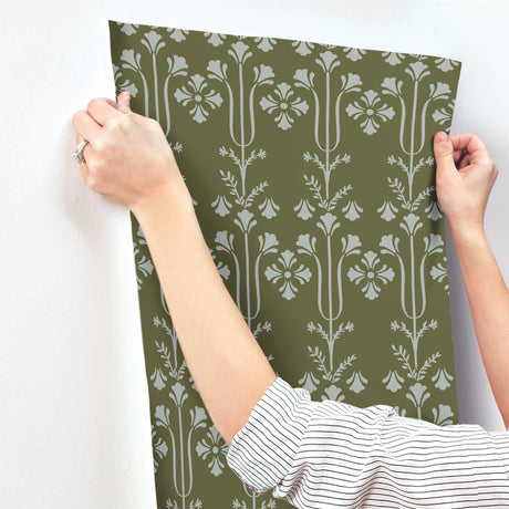 Magnolia Home Lydia Green Wallpaper