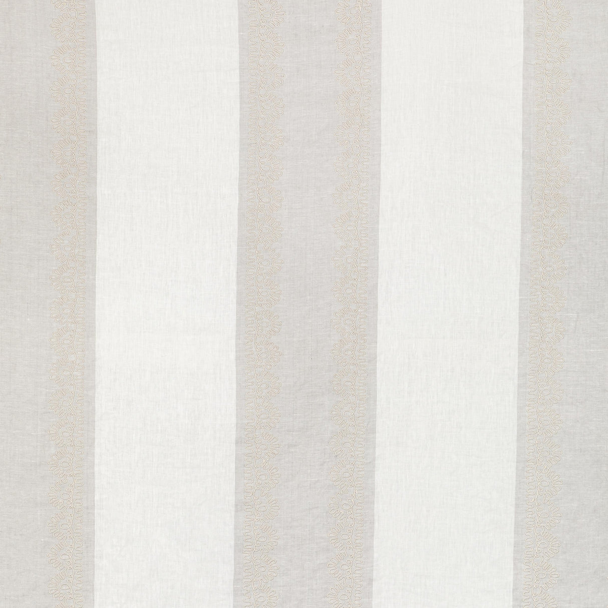 Lee Jofa BANNER SHEER QUARTZ Drapery Fabric