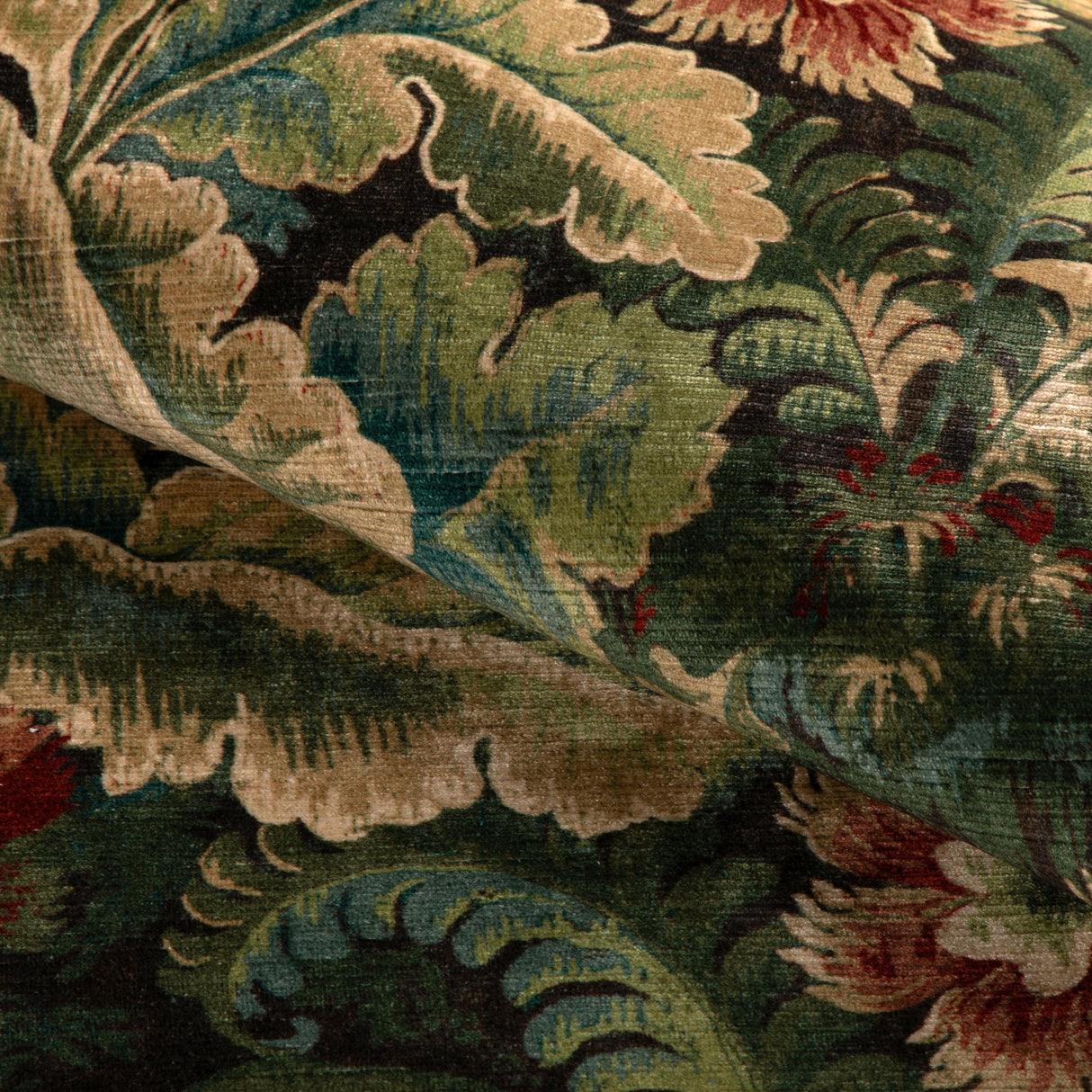 Lee Jofa BARWICK VELVET ANTIQUE Upholstery Fabric