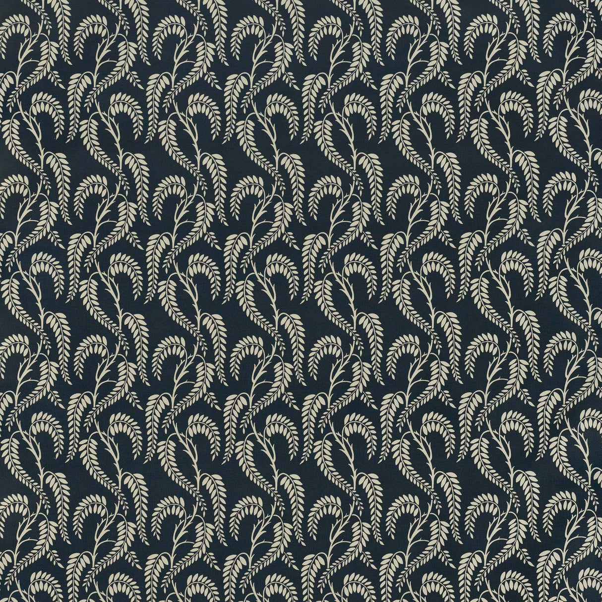 Lee Jofa WISTERIA BLOTCHED NAVY Fabric