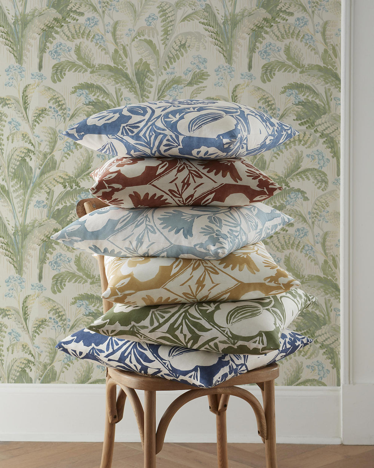Lee Jofa CALATHEA PRINT LEAF Fabric