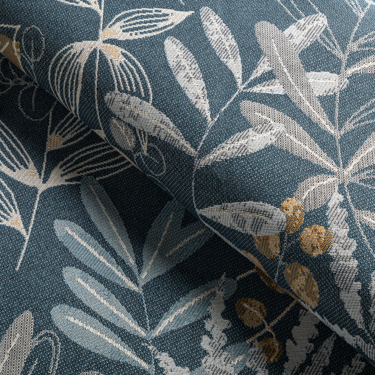Kravet LAKESHORE BAYSIDE Upholstery Fabric