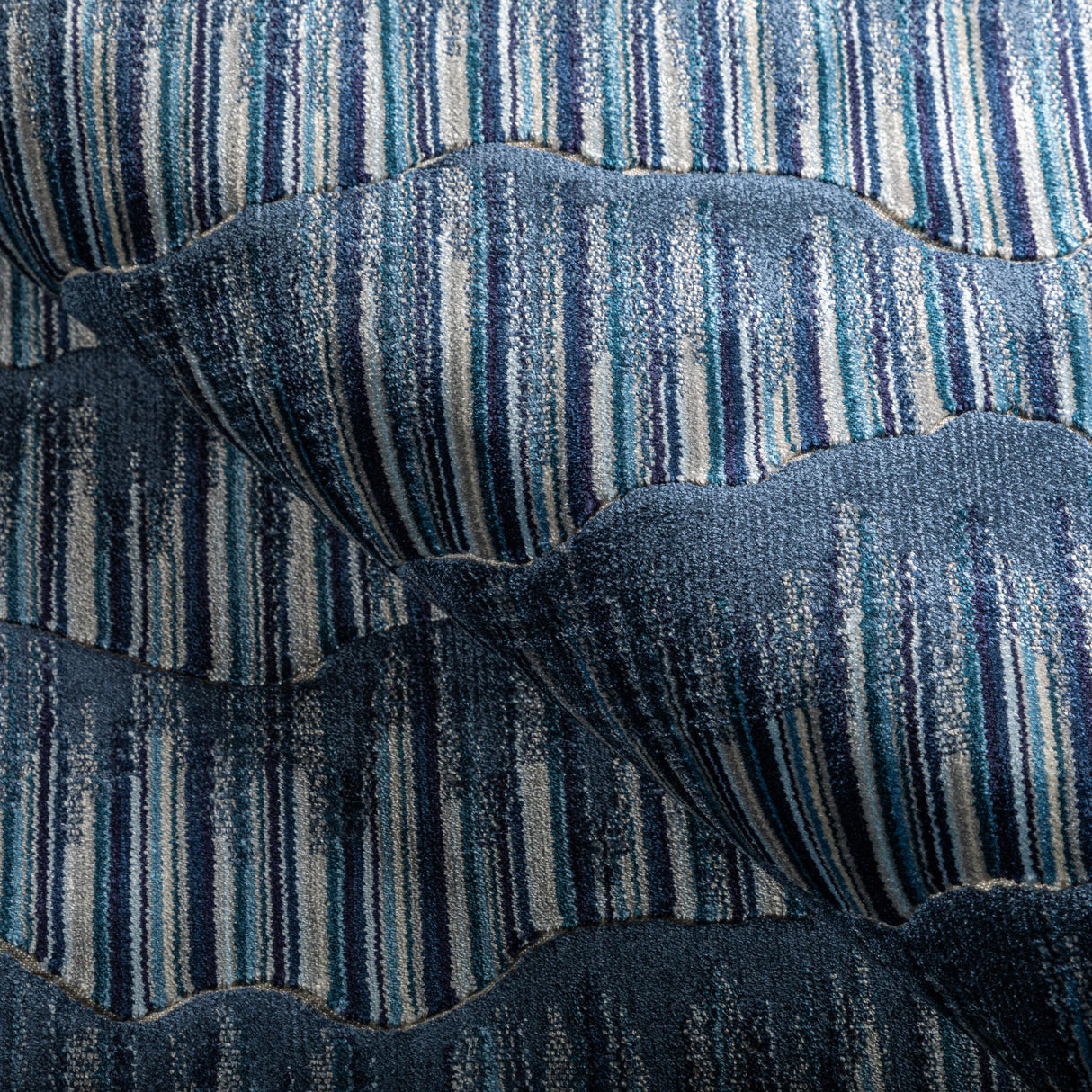 Kravet MOUNTAINSCAPE INDIGO Upholstery Fabric