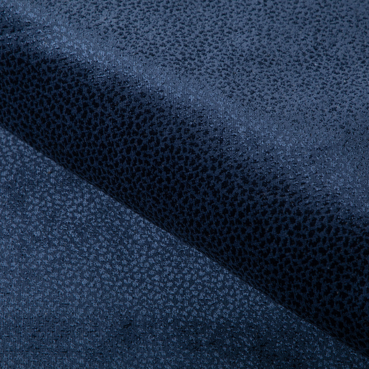 Kravet DESIGN 37129 50 Upholstery Fabric
