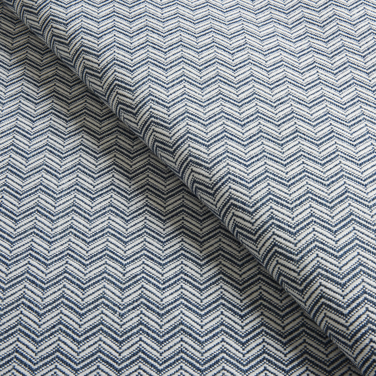 Kravet SMART 37293 50 Upholstery Fabric