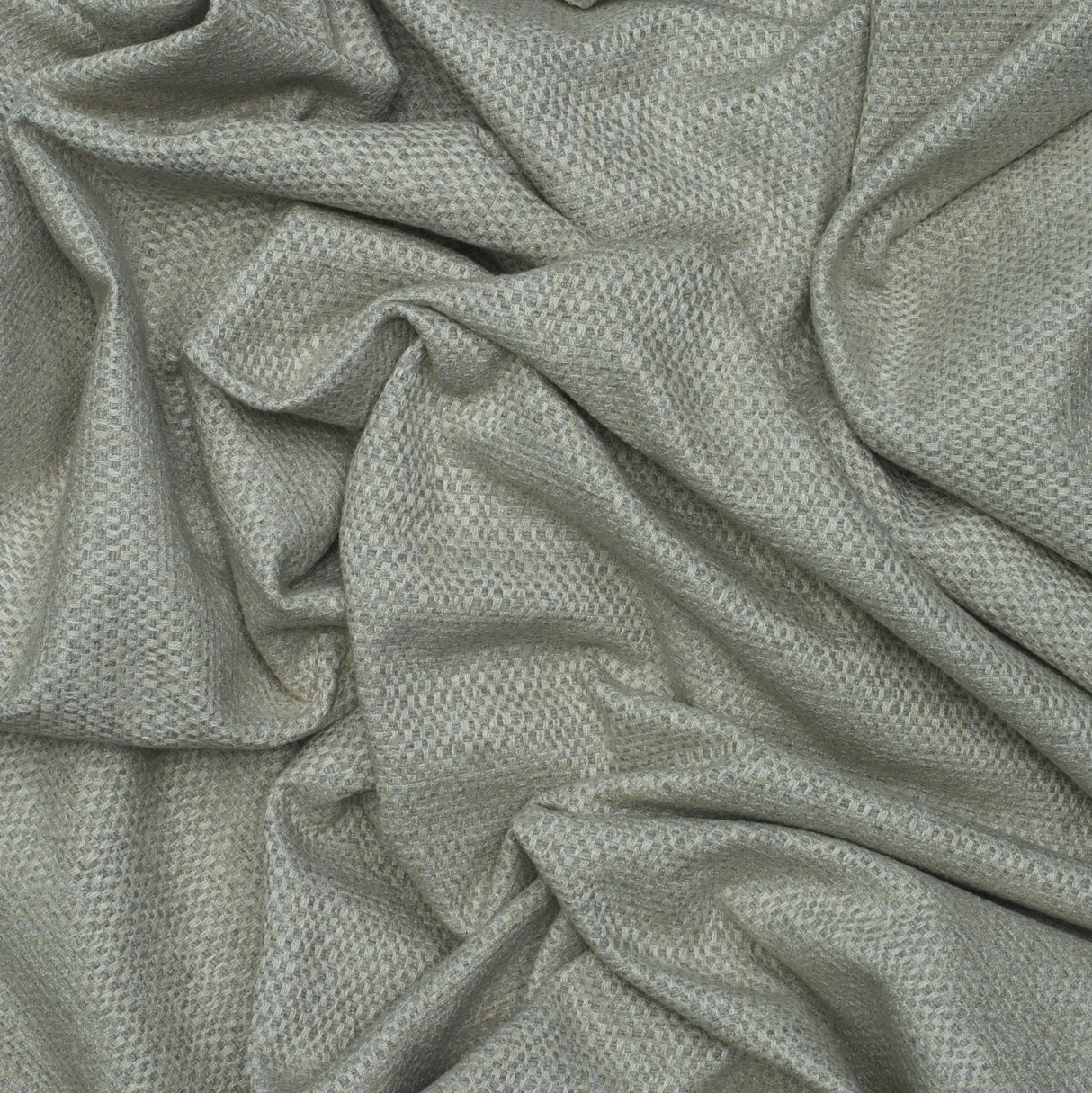 Andrew Martin JETTY CLOUD Upholstery Fabric