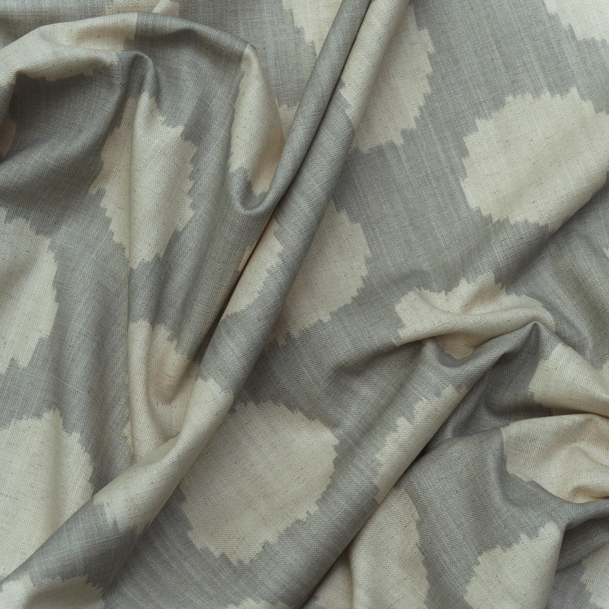 Andrew Martin BEEHIVE CLOUD Fabric