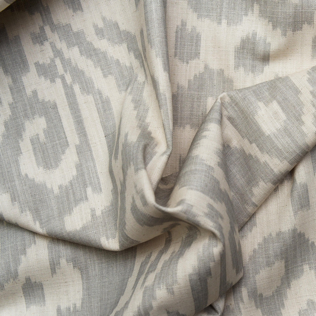 Andrew Martin OTTER CLOUD Fabric