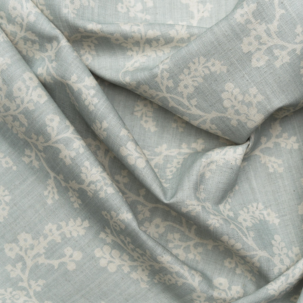 Andrew Martin VINE DUCK EGG Fabric