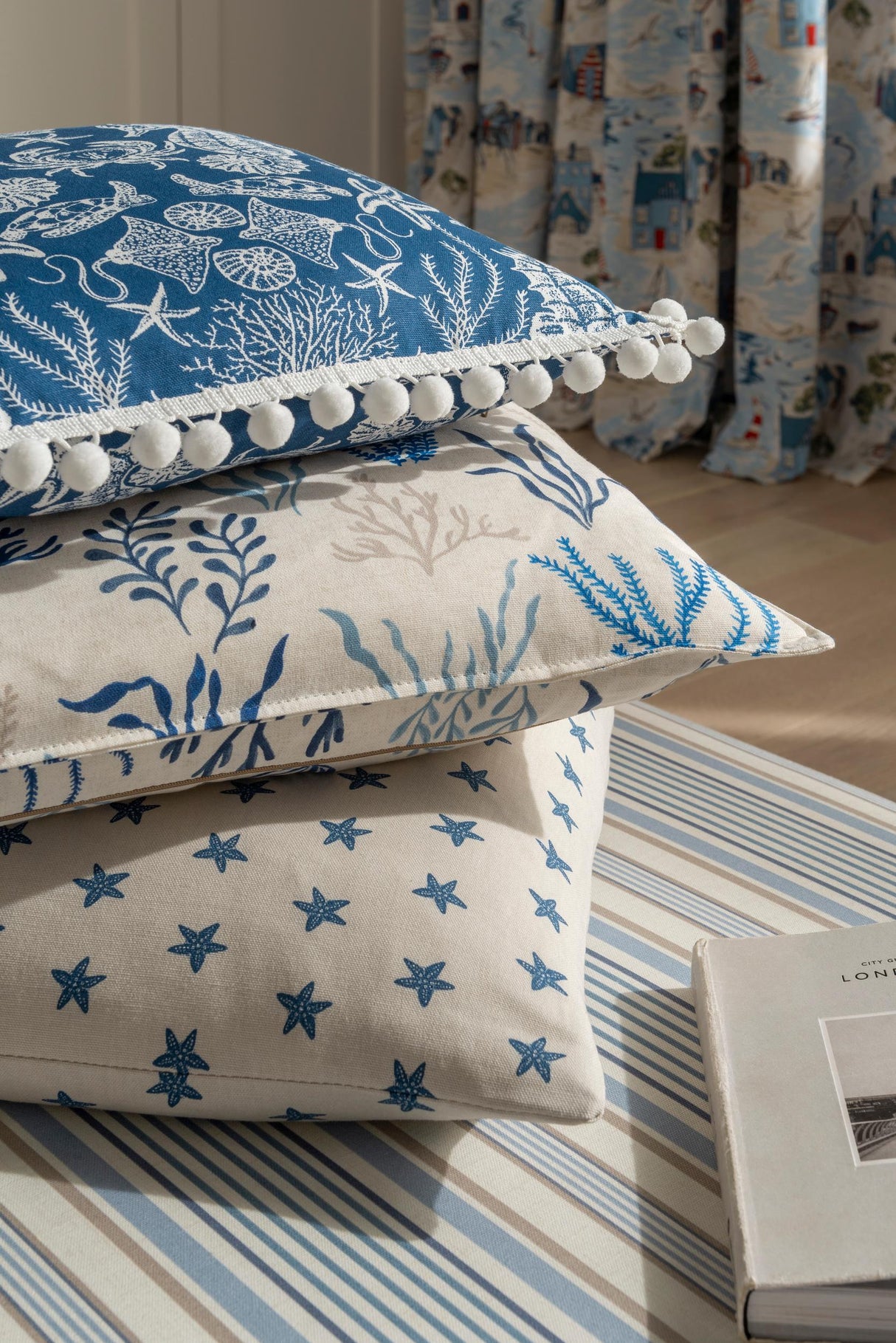 Clarke & Clarke AQUARIUM NAVY Fabric