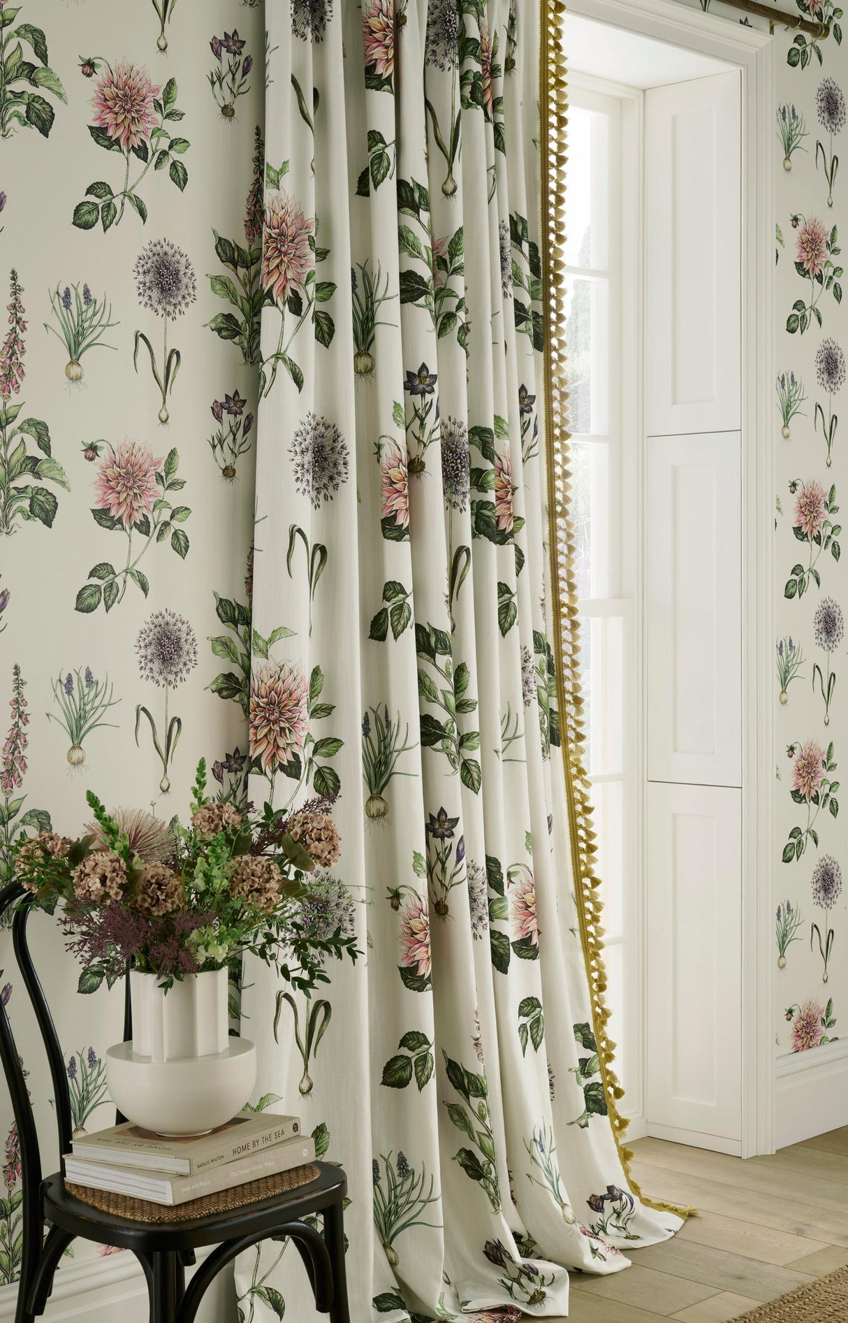 Clarke & Clarke ROSERAIE SUMMER Fabric