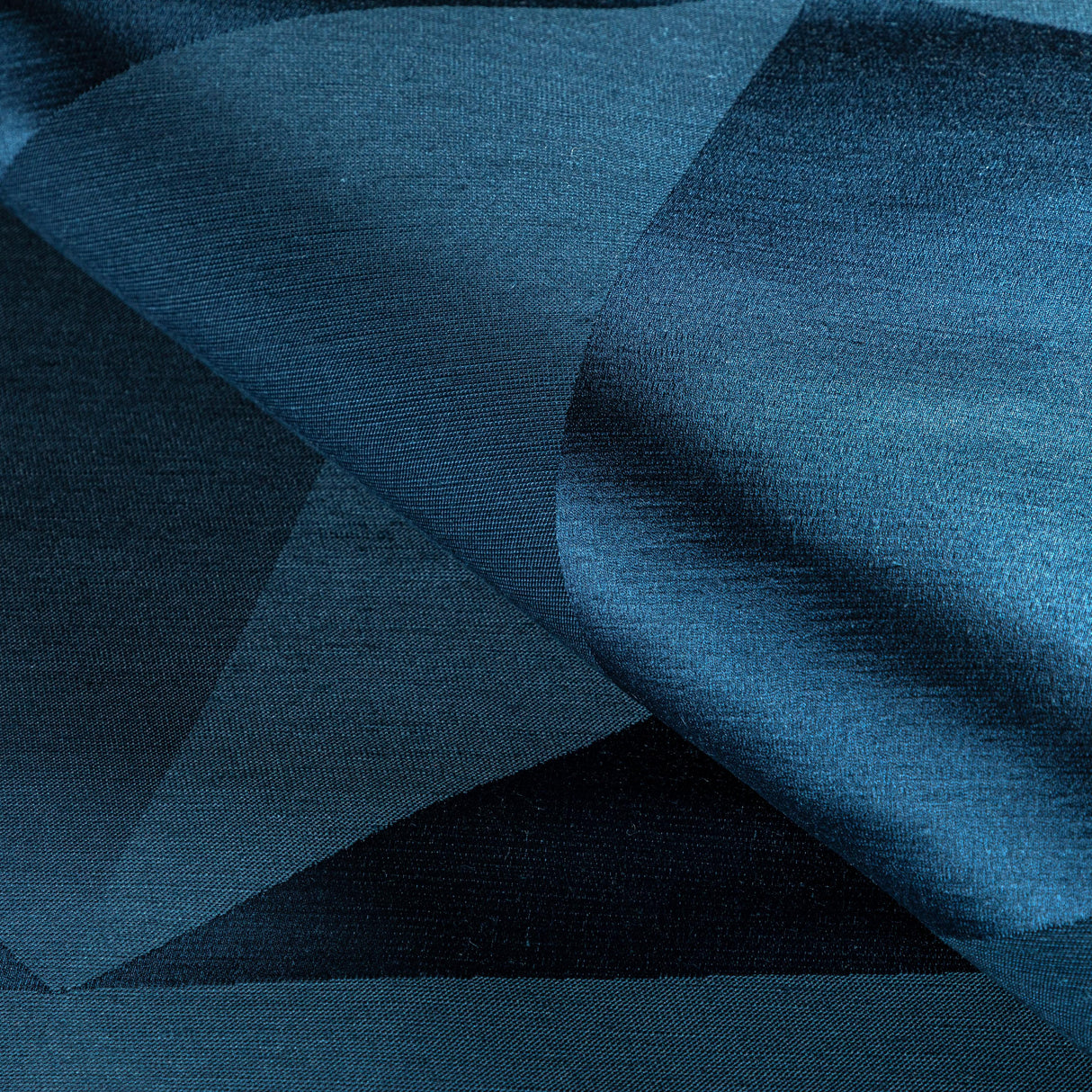 Lee Jofa CANTATA NAVY Upholstery Fabric